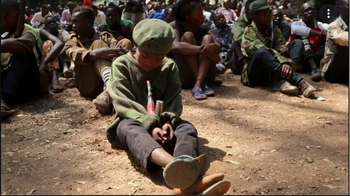 Trung và Tây Phi hiện có số lính trẻ em cao nhất thế giới, theo UNICEF