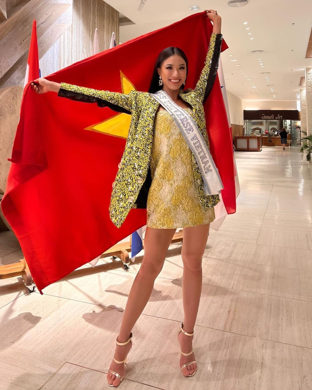 Hoa hậu Kim Duyên của Việt Nam đang rất tự tin cho những ngày tranh tài sắp đến - Ảnh: FBNV