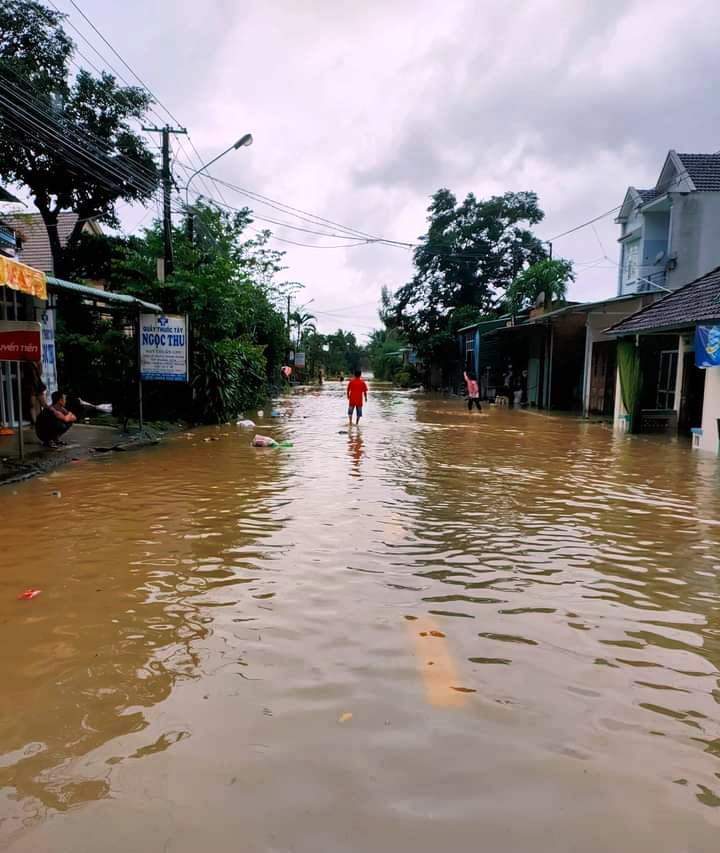 Mưa lũ khiến hơn 20 nghìn ngôi nhà ở Bình Định bị ngập