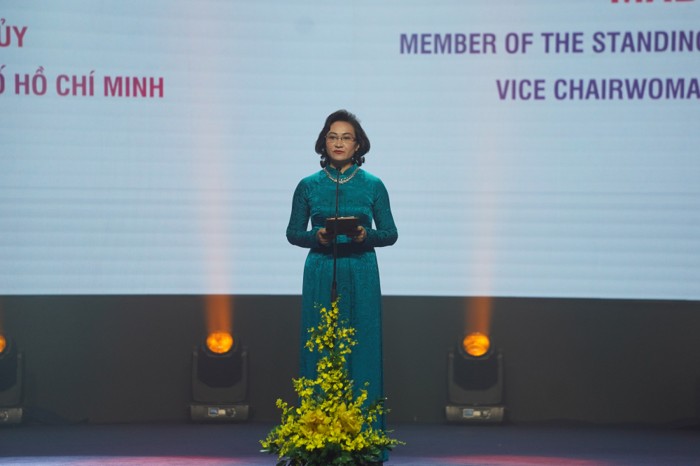 Bà Phan Thị Thắng - Phó Chủ tịch UBND TPHCM phát biểu tại sự kiện khai mạc Ngày hội Du lịch TPHCM năm 2021. Ảnh: Phú Thọ