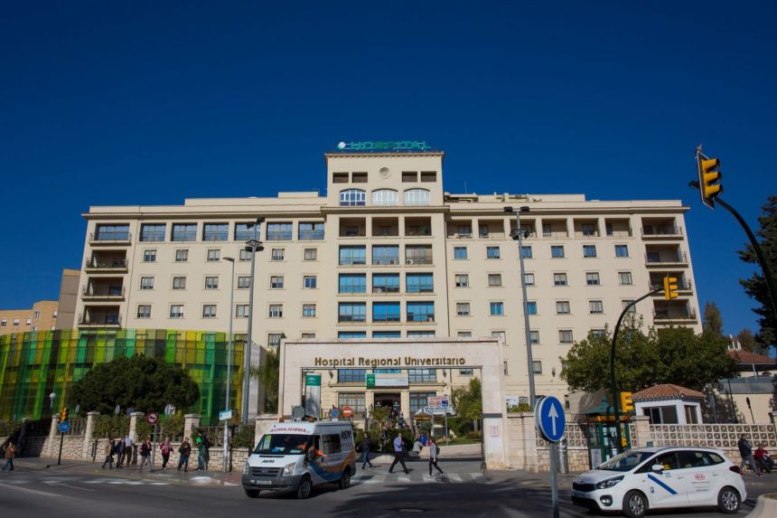 68 y bác sĩ ICU tại  Bệnh viện Đại học khu vực Malaga dương tính COVID-19.