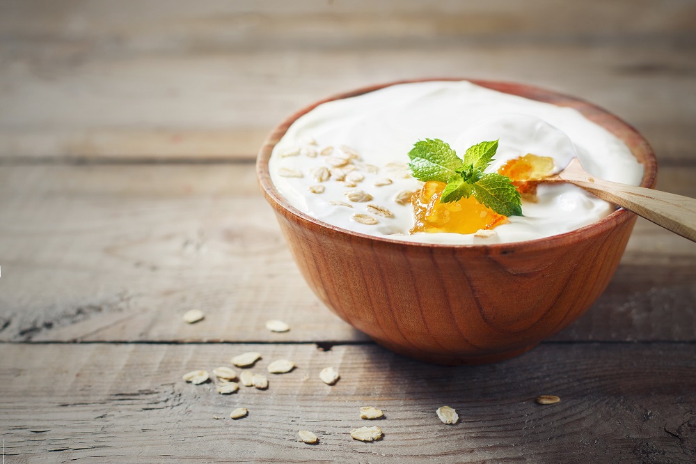 Sữa chua từ lâu đã là món ăn quen thuộc của nhiều nền văn minh - Ảnh: Shutterstock