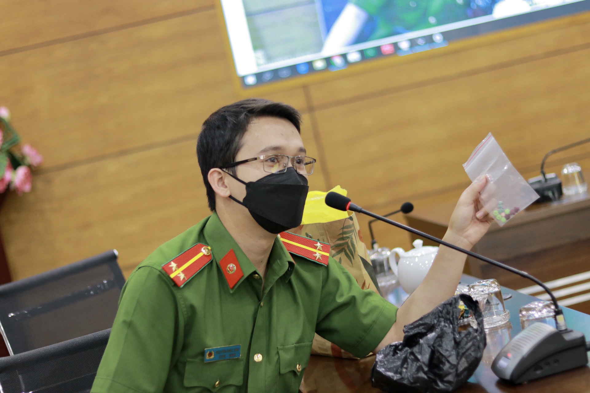 Trung uý Nguyễn Khắc Anh cảnh báo, tệ nạn thanh thiếu niên sử dụng thuốc lắc ngày một tăng.