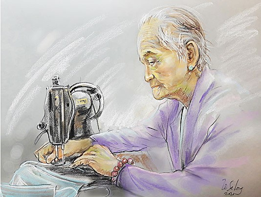 Mẹ Việt Nam Anh hùng Lê Thị Quýt - người đã hơn 30 năm may chăn màn tặng người nghèo, may khẩu trang vải tặng bà con chống dịch - đã qua đời vì COVID-19