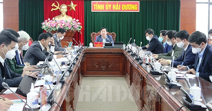 Bí thư Tỉnh ủy Hải Dương chỉ đạo làm rõ trách nhiệm cán bộ liên quan vụ thổi giá kit xét nghiệm của Công ty Việt Á - Ảnh: Báo Hải Dương