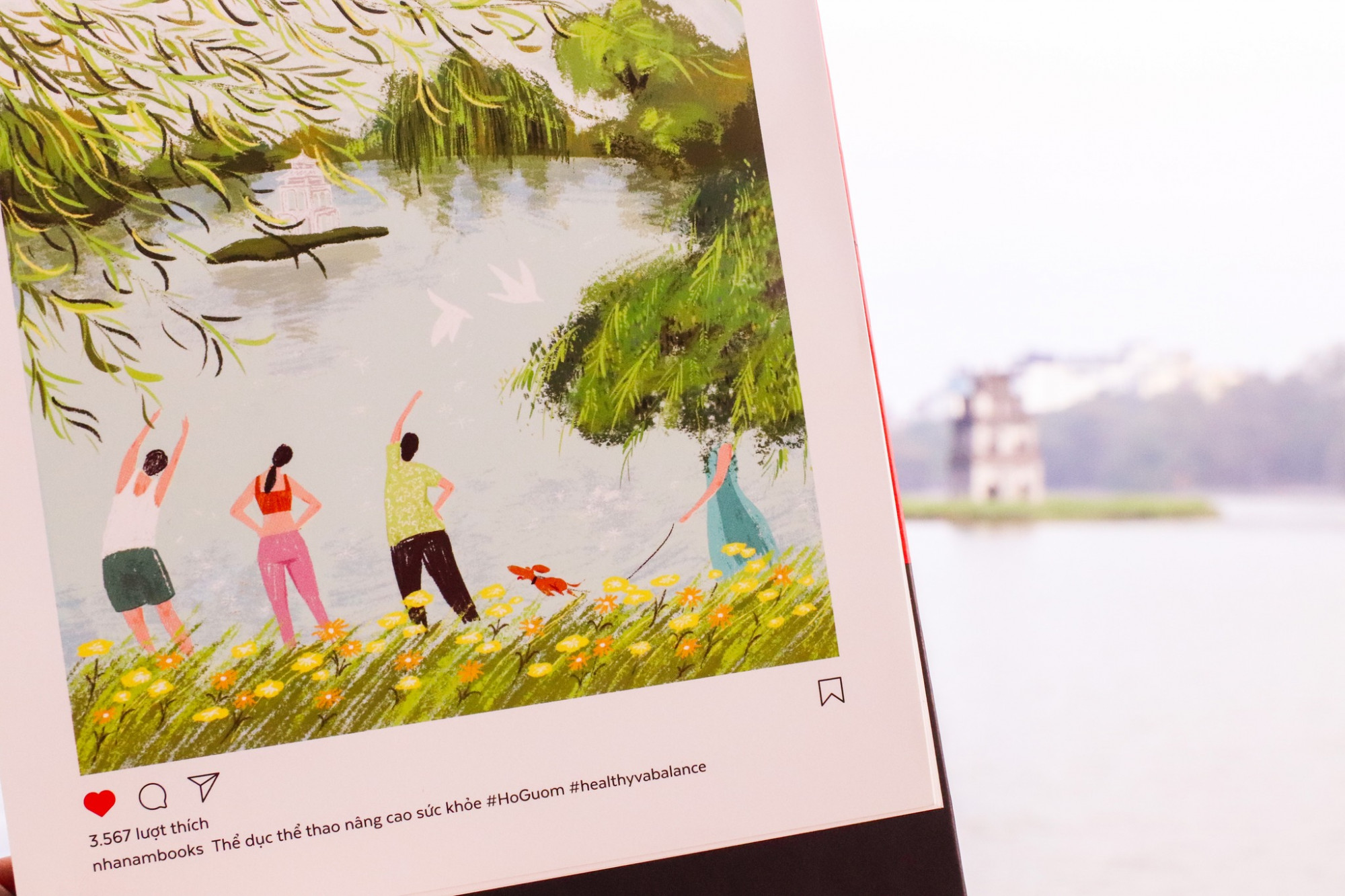 Tập thể dục bên Hồ Gươm, trong bộ lịch Chưa bao giờ thân thương đến thế