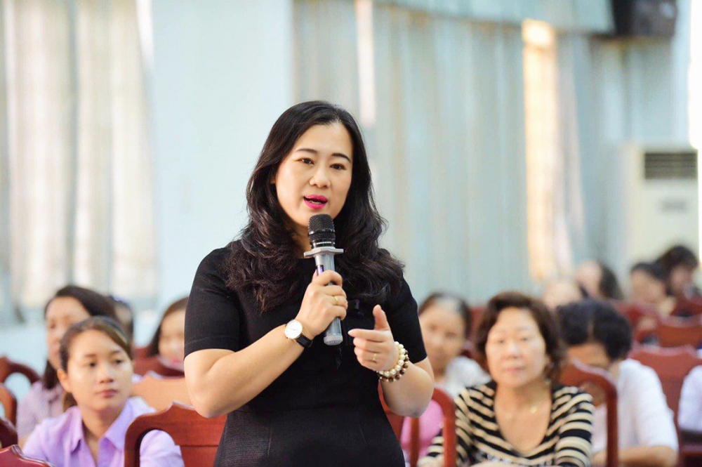 Bà Lê Thị Vịnh - Chủ tịch Hội Chữ thập đỏ Q.Gò Vấp