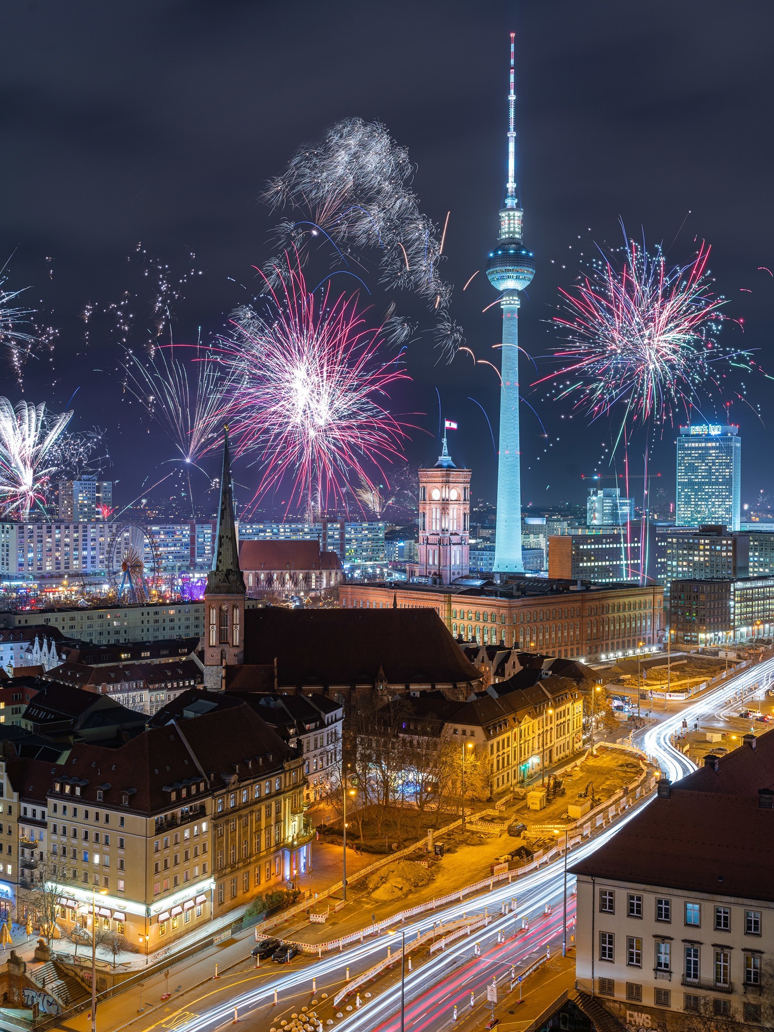 Dịch bệnh đã khiến hoạt động bắn pháo hoa trong đêm Giao thừa năm 2022 ở thủ đô Berlin bị hủy bỏ - Ảnh: Urlaubspiraten