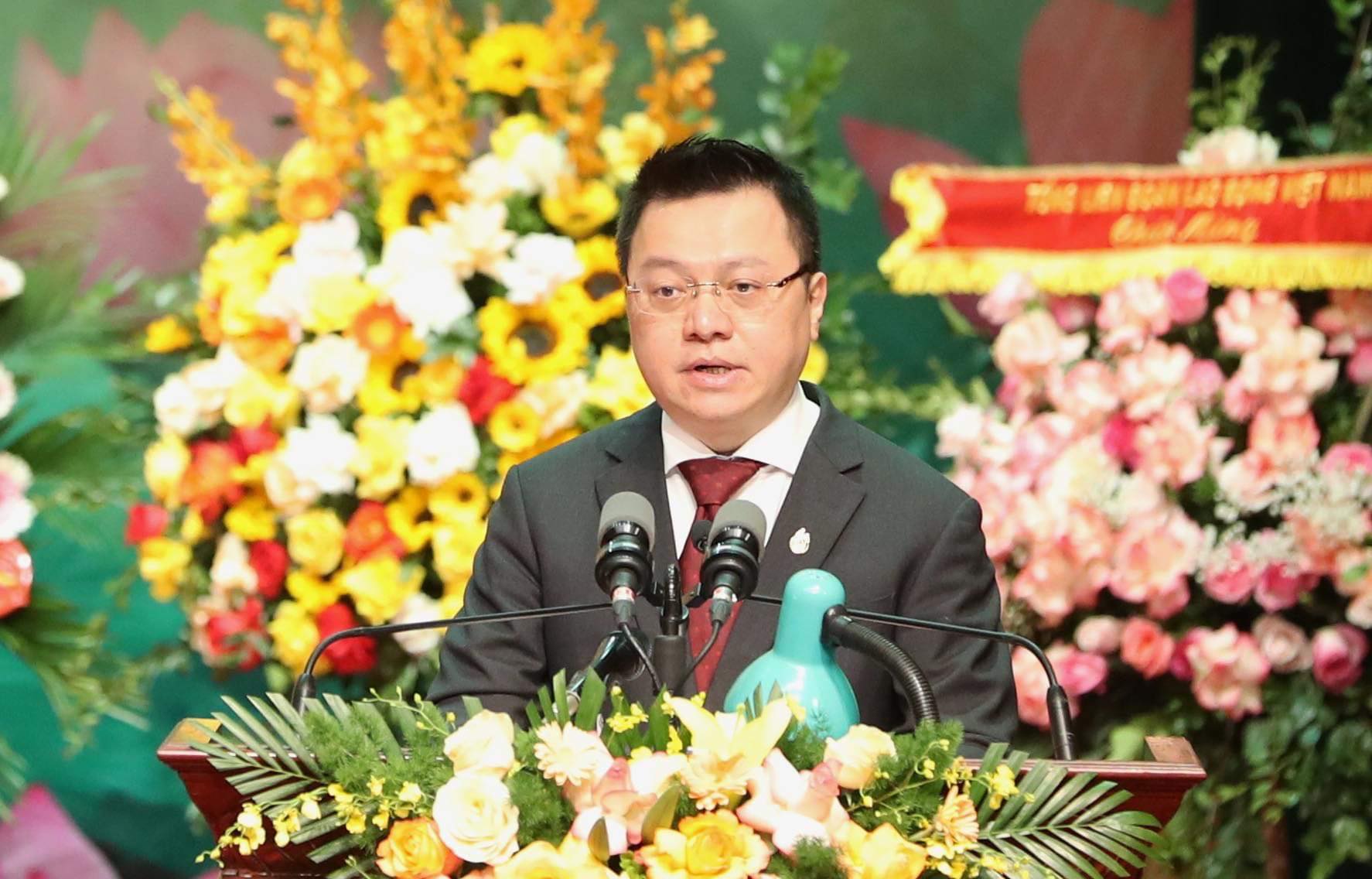 Ông Lê Quốc Minh - Chủ tịch Hội nhà báo VIệt Nam phát biểu khai mạc Đại hội