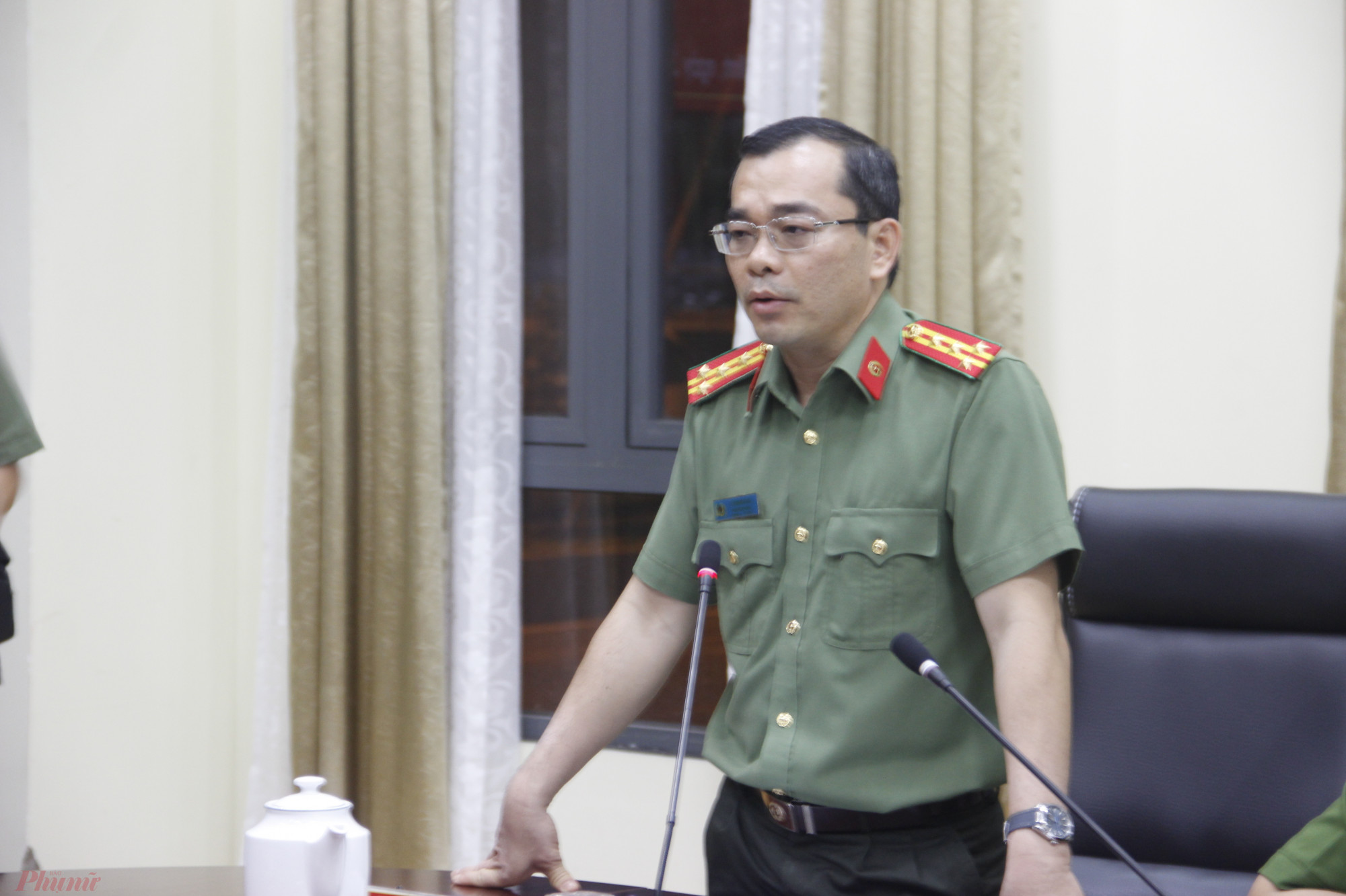 Đại tá Lê Quang Đạo thông tin tại buổi họp báo.