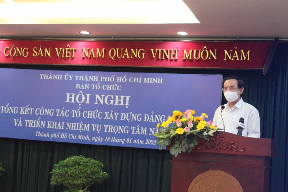 Bí thư Thành ủy TPHCM Nguyễn Văn Nên yêu cầu mỗi cán bộ, đảng viên phải luôn tự ý thức rèn luyện, chấn chỉnh mình để làm tròn nhiệm vụ với tổ chức, với nhân dân