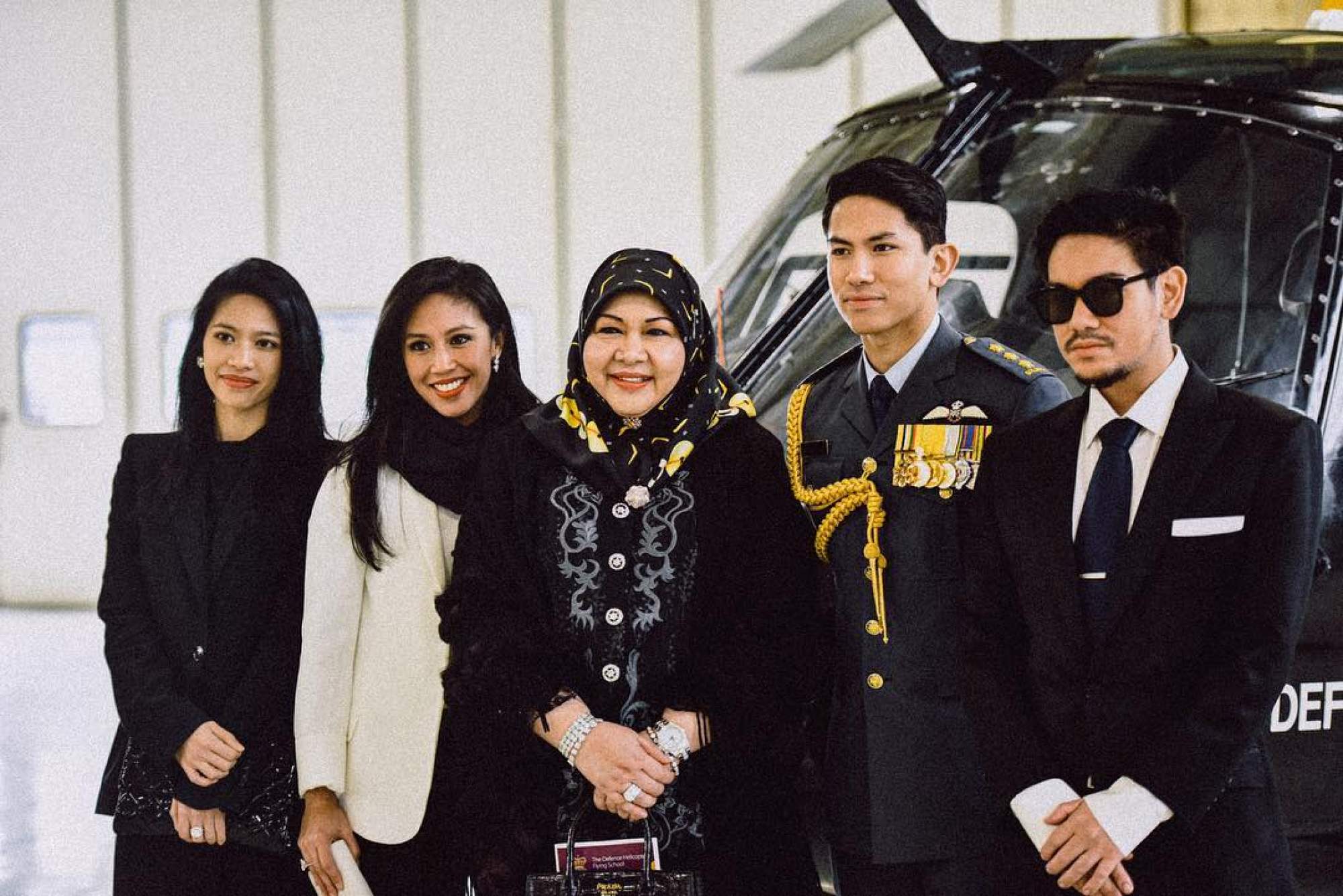 Công chúa Fadzilah và các anh chị em còn sống của cô. Ảnh: @ mediapermata / Instagram