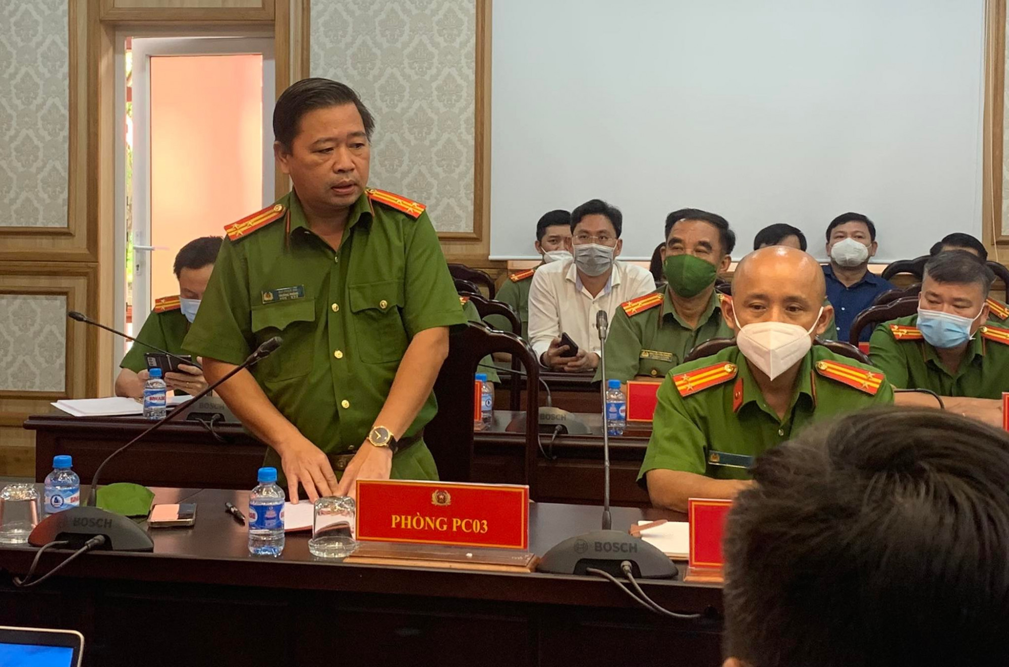 Thượng tá Bùi Phạm Hải, Trưởng Phòng Cảnh sát kinh tế Công an tỉnh Bình Dương thông tin đến báo chí