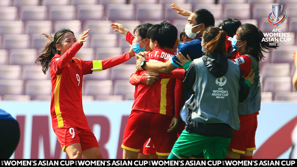 Trận hòa 2-2 trước Myanmar giúp đội tuyển nữ Việt Nam vào từ kết Women’s Asian Cup 2022 và có cơ hội tranh tấm vé dự Vòng chung kết (VCK) World Cup nữ 2023 