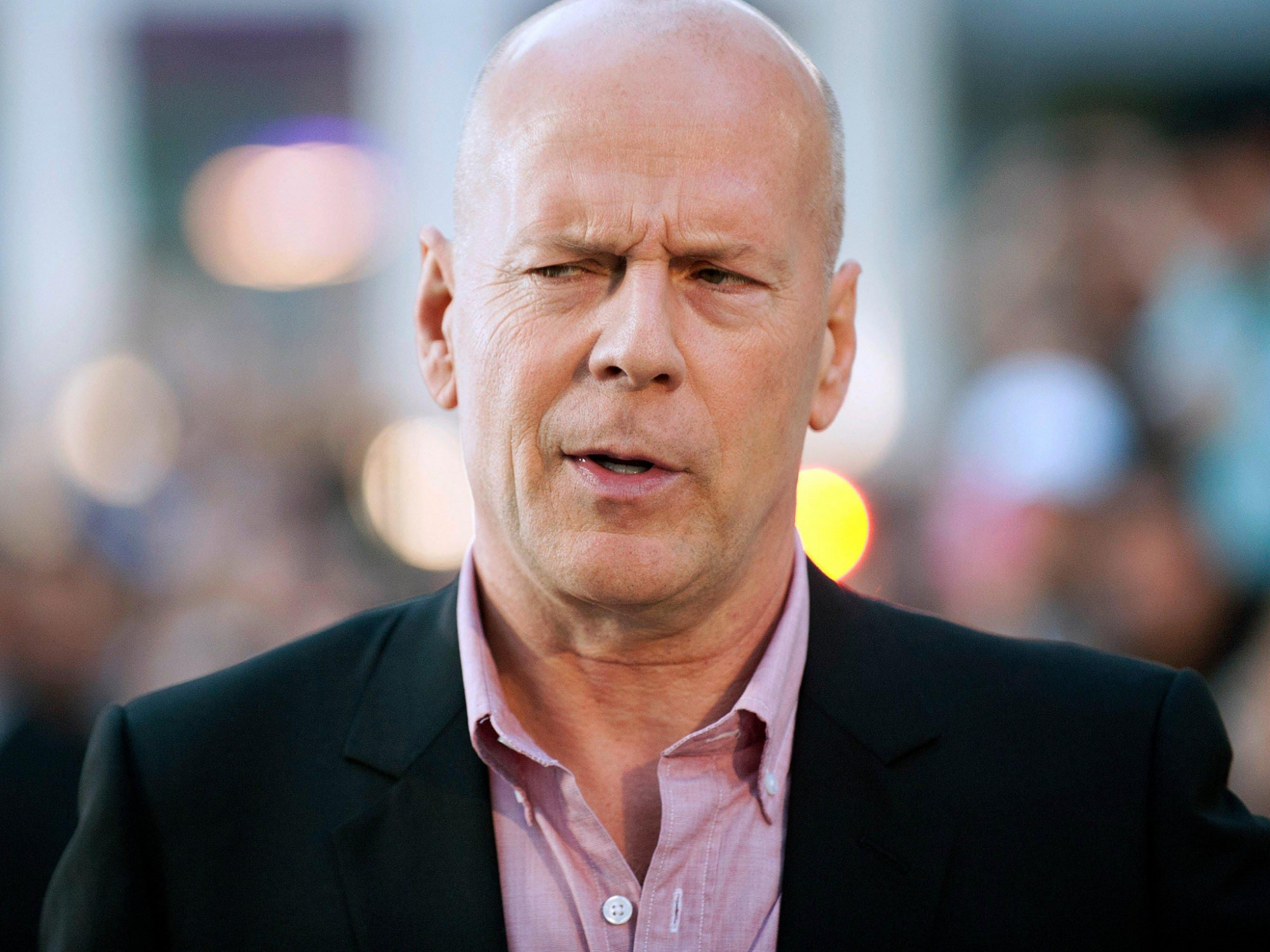 Bruce Willis từng nhiều lần xuất hiện trong đề cử Mâm xôi vàng.