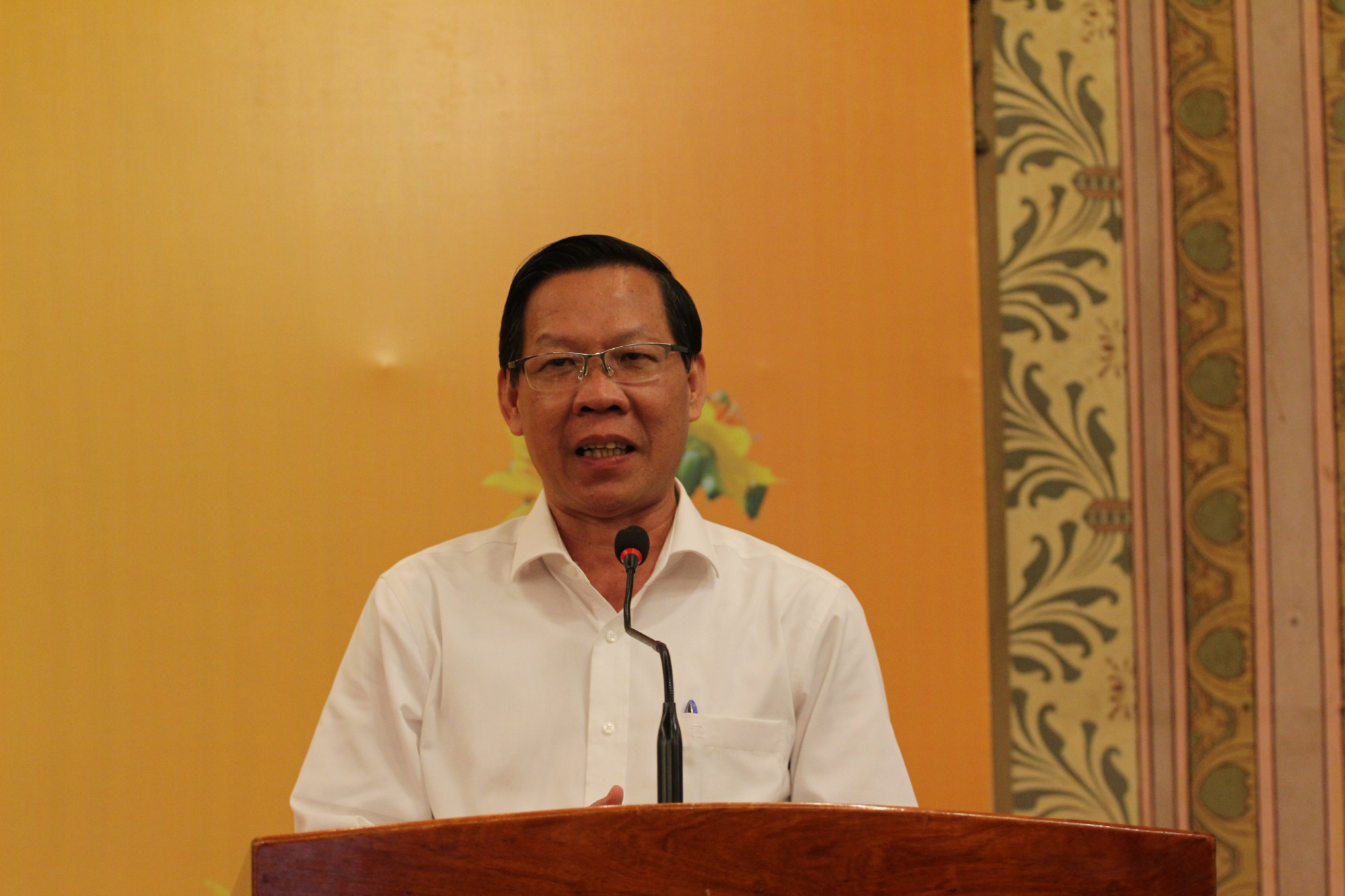 Chủ tịch UBND TPHCM Phan Văn Mãi tại buổi họp mặt chiều 7/2