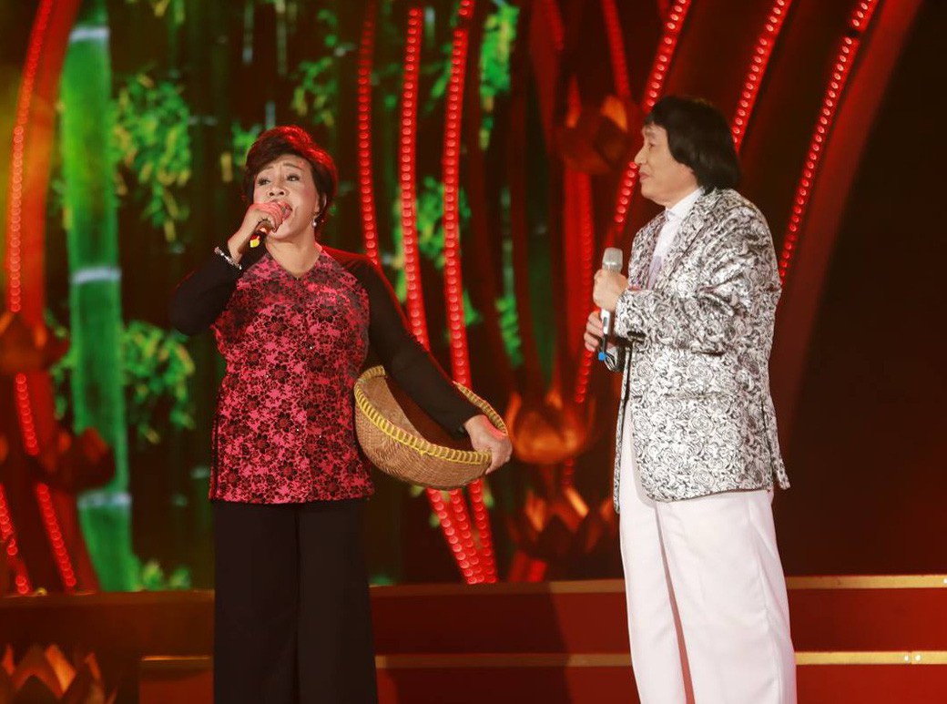 Trong nhiều chương trình biểu diễn, hai nghệ sĩ thường được khán giả yêu cầu hát Bánh bông lan