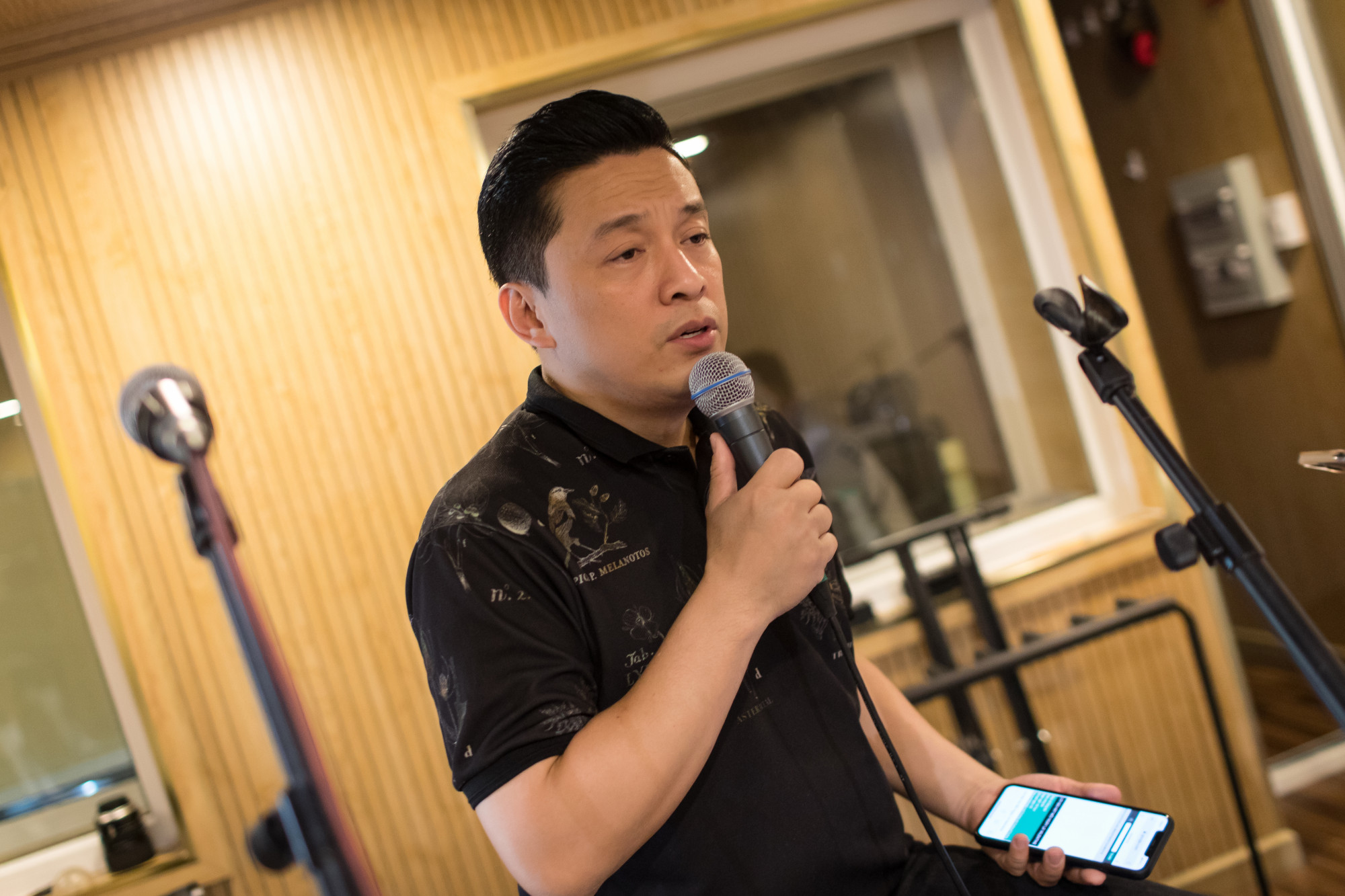 Ca sĩ Lam Trường sẽ thể hiện một số bản hit của giới trẻ.