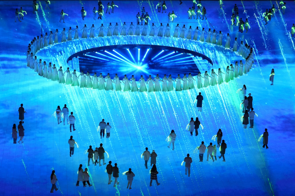 Một sàn LED khổng lồ tạo hiệu ứng đặc biệt tại lễ bế mạc Thế vận hội Bắc Kinh