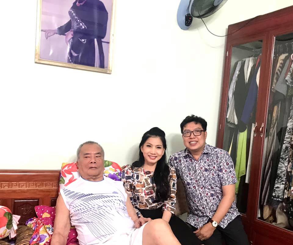 NSƯT Phượng Loan, đạo diễn Thanh Hiệp đến thăm nghệ sĩ Thanh Tú vào tháng 6/2020