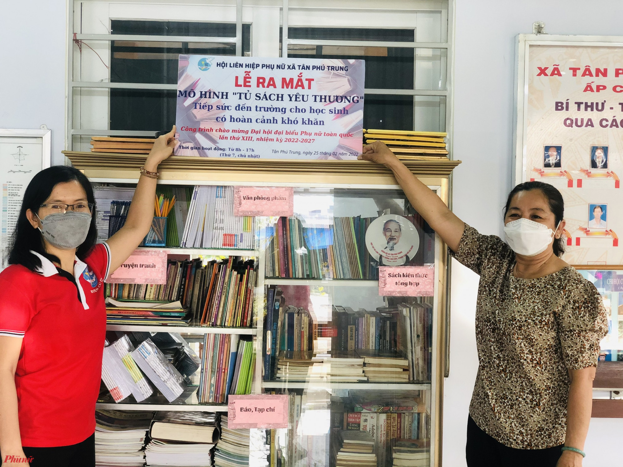 Hội LHPN xã Tân Phú Trung ra mắt mô hình “Tủ sách yêu thương” 