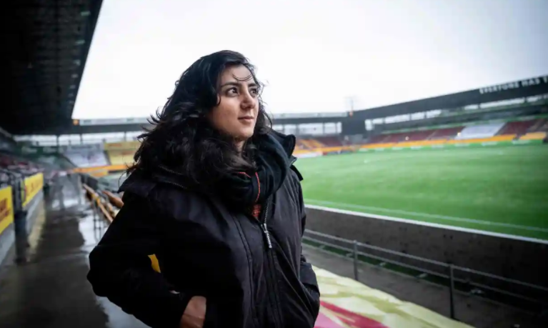 Khalida Popal - cựu trưởng bộ phận bóng đá nữ tại Liên đoàn bóng đá Afghanistan