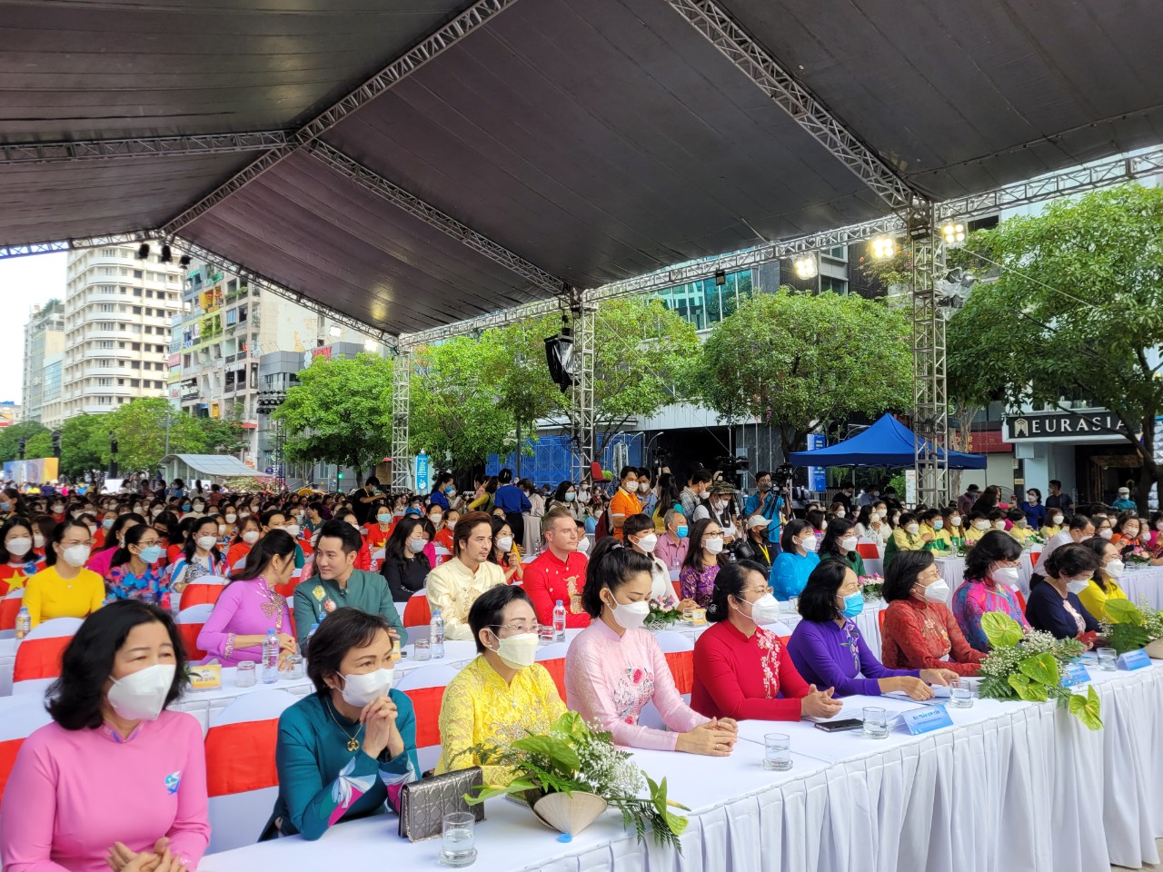 Chương trình thu hút gần 2.000 hội viên phụ nữ thành phố tham dự