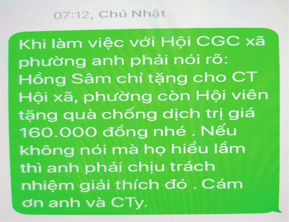 Tin nhắn của ông Võ Văn Chinh, Chủ tịch Hội Cựu giáo chức tỉnh với Công ty cổ phần Dịch vụ và Thương mại VTH Việt Nam. Ảnh:  Hải Thanh