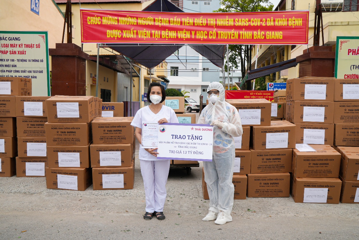 Sao Thái Dương đồng hành cùng Sở Y tế tỉnh Bắc Giang phòng, chống dịch - Ảnh: Sao Thái Dương