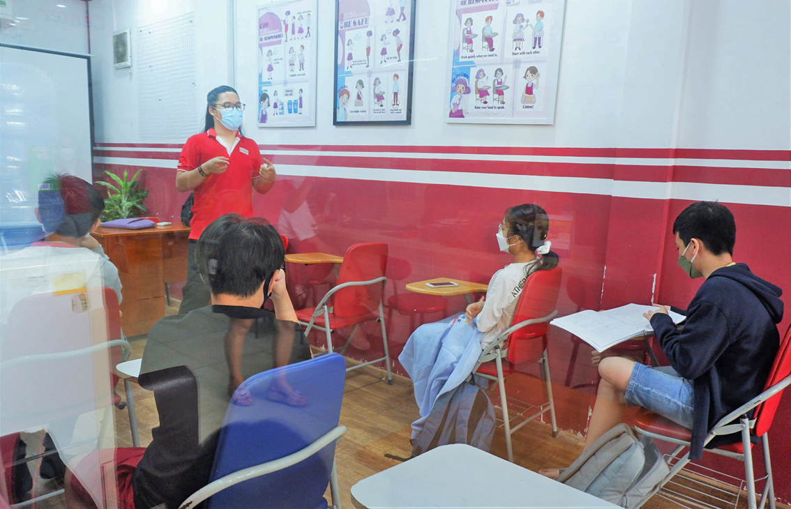 Học viên trở lại học tại Trung tâm ngoại ngữ Care English Center (thuộc Care Education)