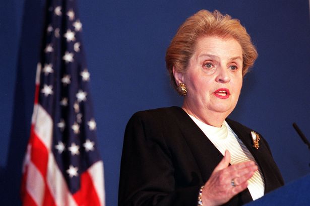Nữ Ngoại trưởng Mỹ đầu tiên, bà Madeleine Albright, qua đời vì ung thư.