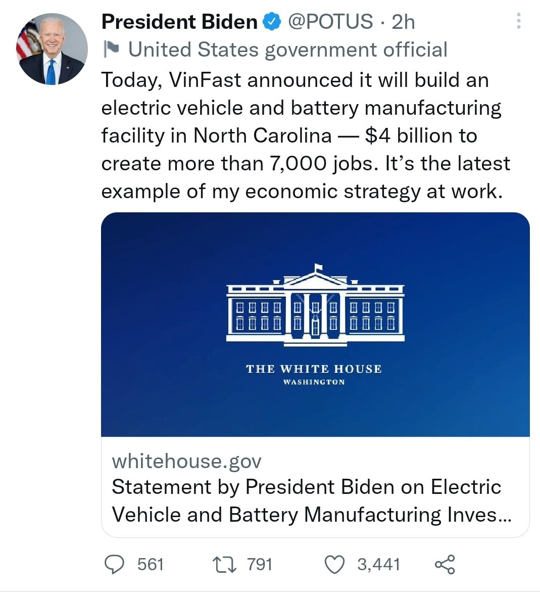 Tổng thống Joe Biden chia sẻ tin vui về nhà máy xe điện của VinFast trên Twitter