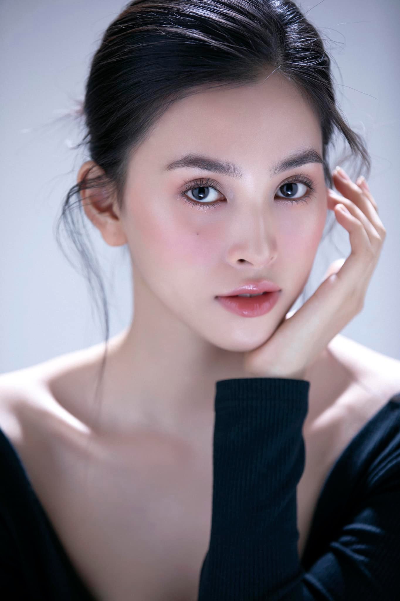 Hoa hậu Tiểu Vy tham gia dự án điện ảnh đầu tiên.