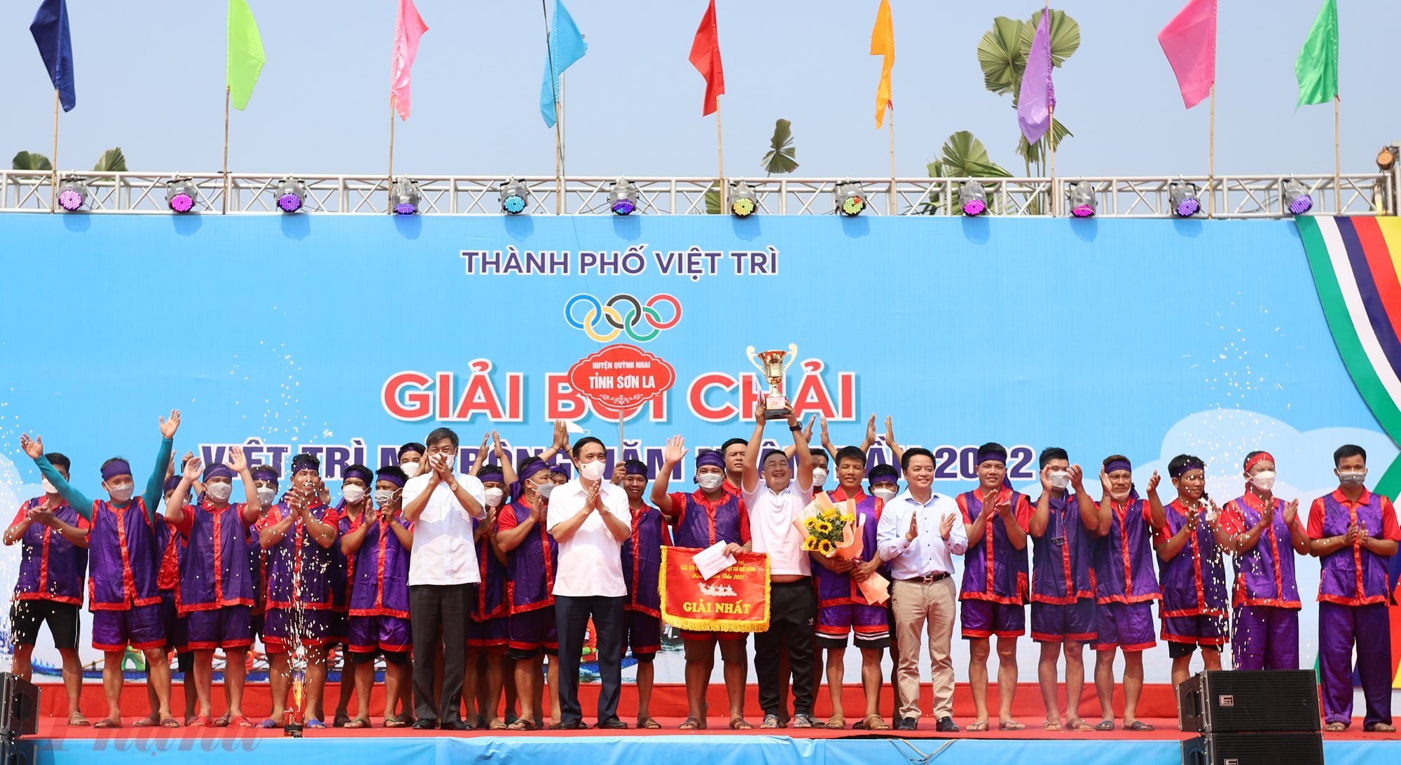 Kết quả, giải nhất thuộc về đội đến từ tỉnh Sơn La; giải nhì và giải ba thuộc về các đội của Phú Thọ.