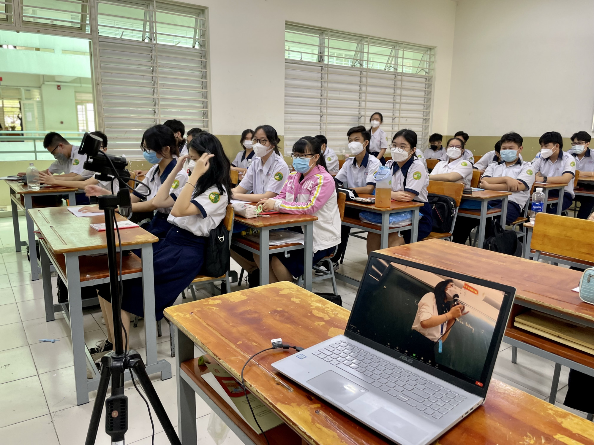 Chánh Văn phòng Sở GD-ĐT TPHCM Hồ Tấn Minh cho biết, tới đây TPHCM sẽ không tổ chức các lớp học trực tuyến xuyên suốt như trước đây