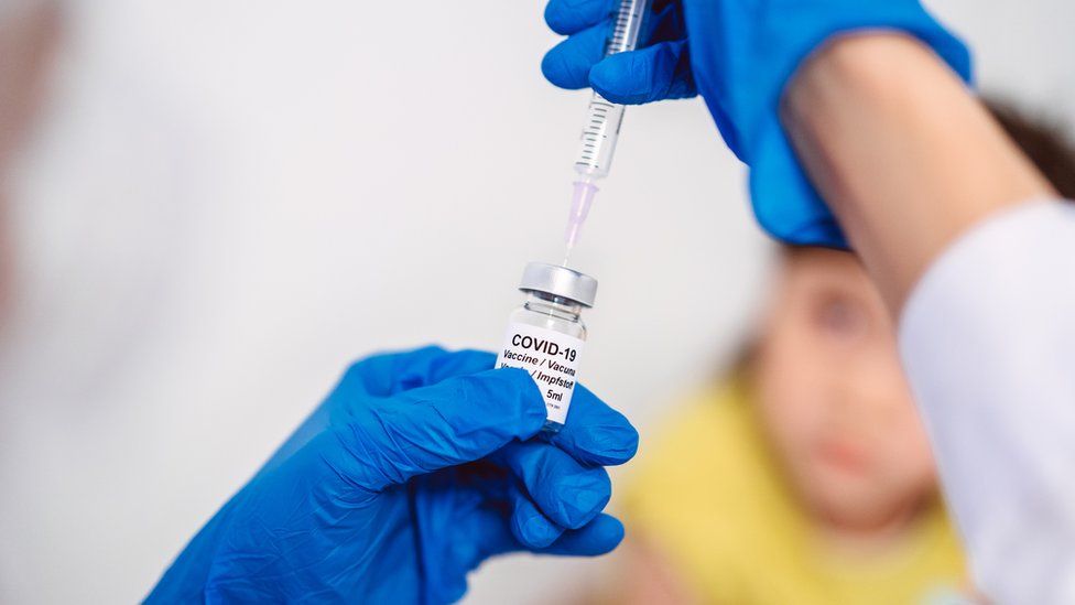 Trẻ từ 5-11 tuổi sẽ được tiêm vắc xin COVID-19