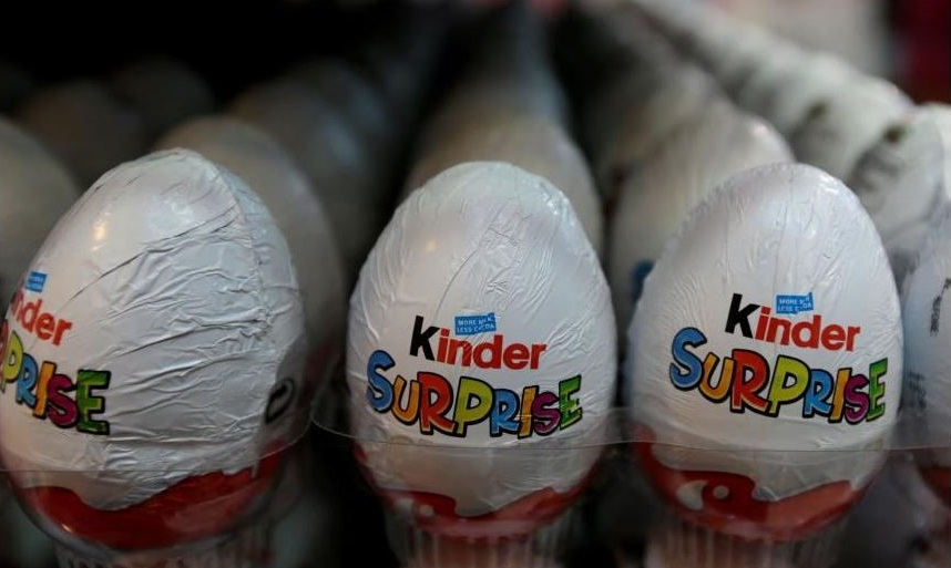 Các siêu thị cho rằng tuy không bán loại socola Kinder Surprise được sản xuất tại Bỉ nhưng vẫn sẽ rà soát lại các sản phẩm