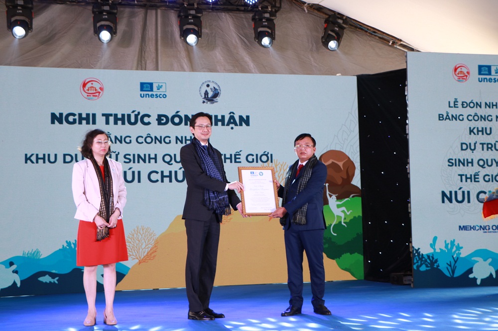 Tỉnh Ninh Thuận đón nhận bằng công nhận Khu dự trữ sinh quyển thế giới Núi Chúa - Ảnh: Duy Quân