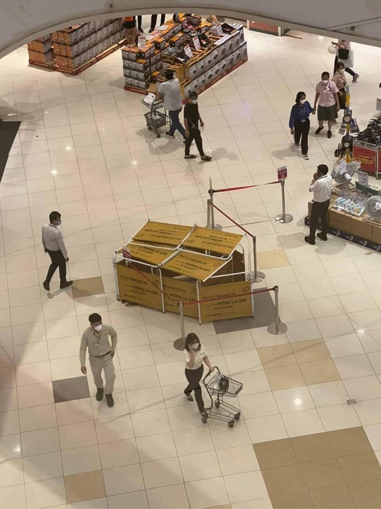 Khu vực nơi xảy sự việc trong siêu thị Aeon Mall Bình Dương
