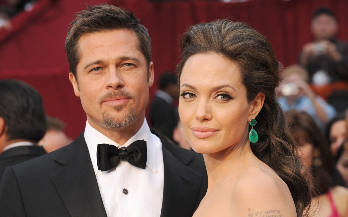 Angelina Jolie và Brad Pitt thuở còn mặn nồng.