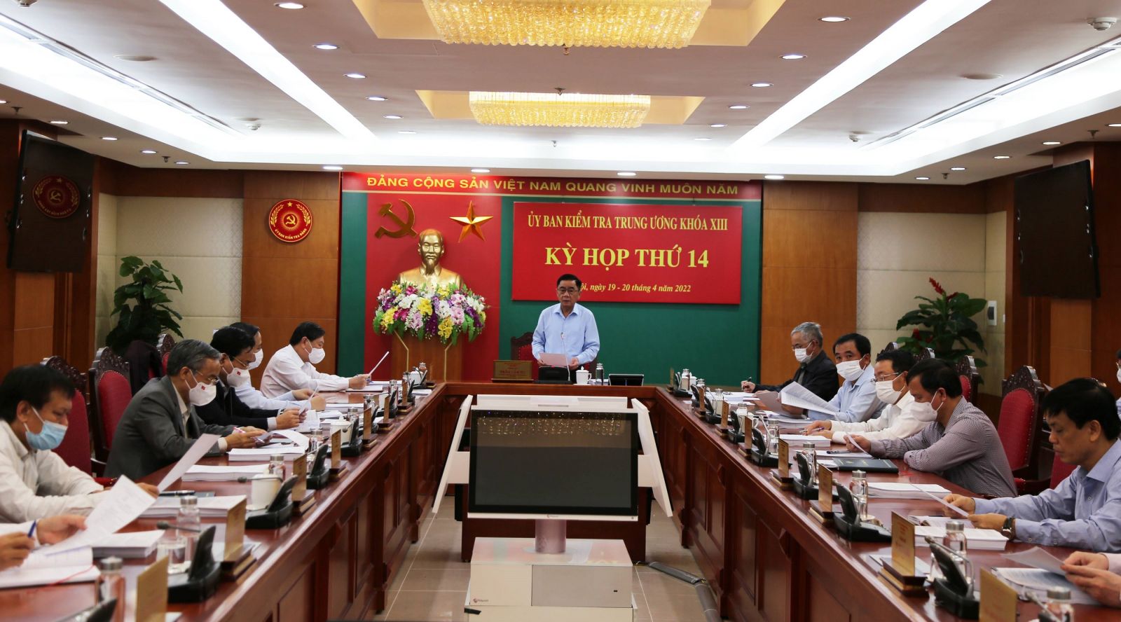 Trong hai ngày 19 và 20/4/2022, tại Hà Nội, Ủy ban Kiểm tra Trung ương đã họp Kỳ thứ 14. 