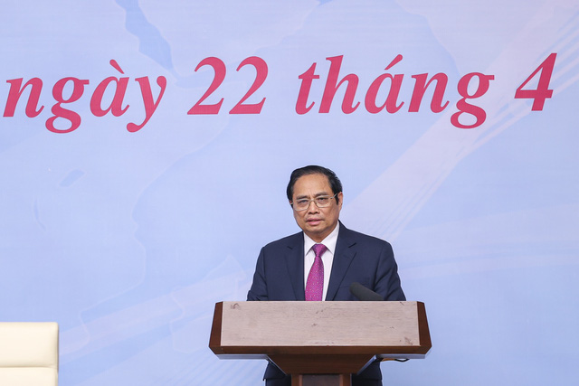 Thủ tướng Phạm Minh Chính cho rằng cá biệt có một số tổ chức, cá nhân vi phạm quy định pháp luật khi tham gia thị trường vốn nhưng đây chỉ là thiểu số. Ảnh: VGP