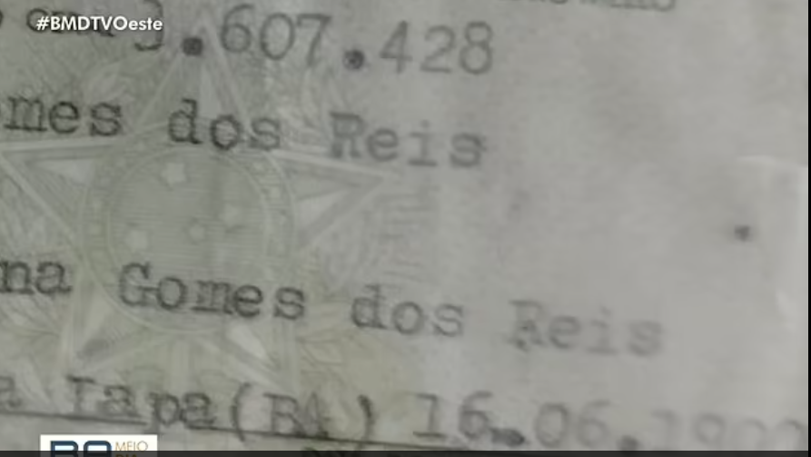Theo giấy khai sinh, cụ Gomes dos Reis sinh ngày 16/6/1900 tại làng Bom Jesus da Lapa thuộc Bela Vista.