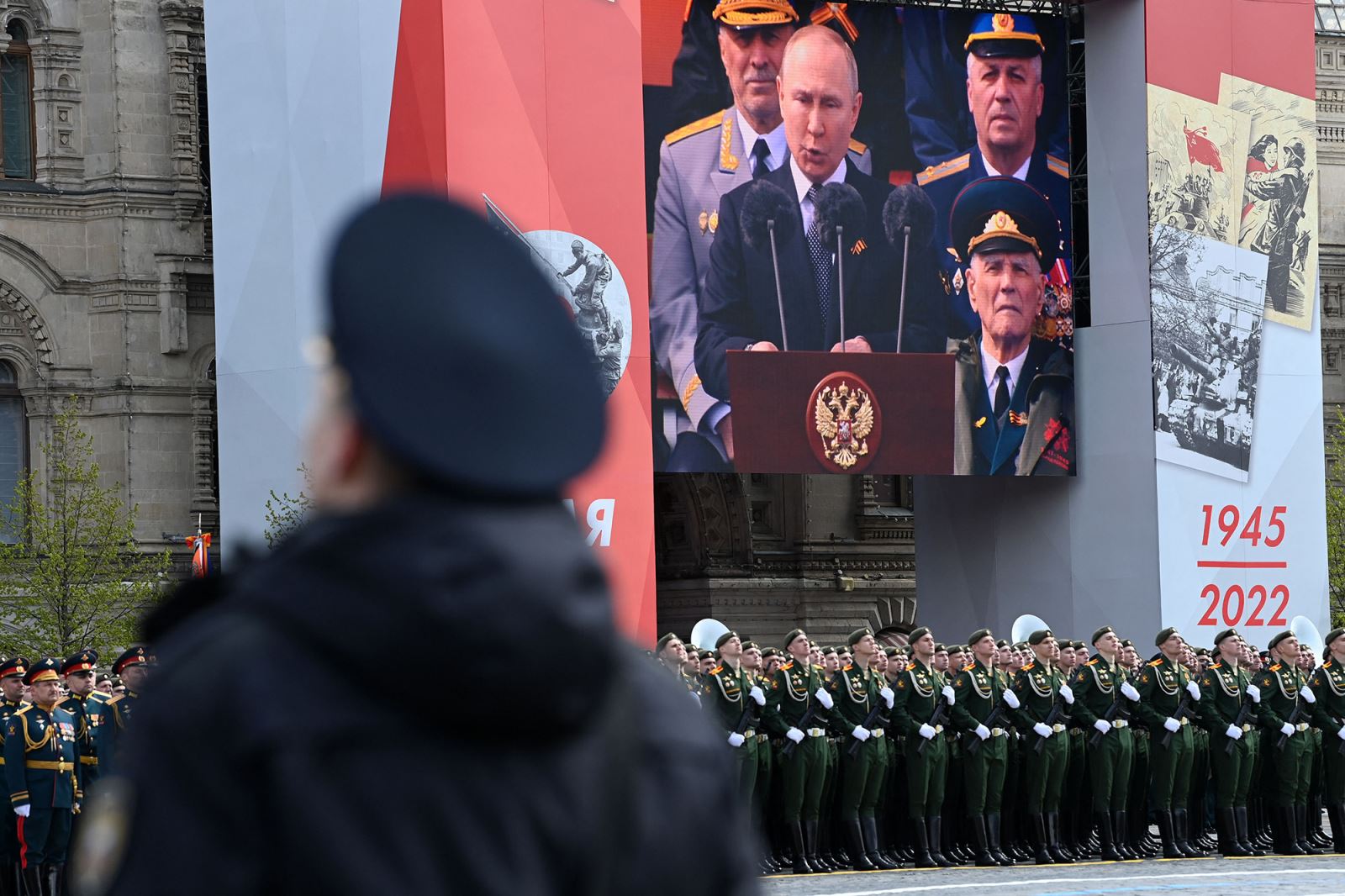 Tổng thống Nga Vladimir Putin có bài phát biểu tại lễ diễu binh. Ảnh: Reuters