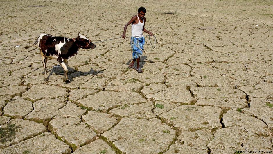 Ấn Độ đang trải qua một đợt nắng nóng kỷ lục - Ảnh: DW