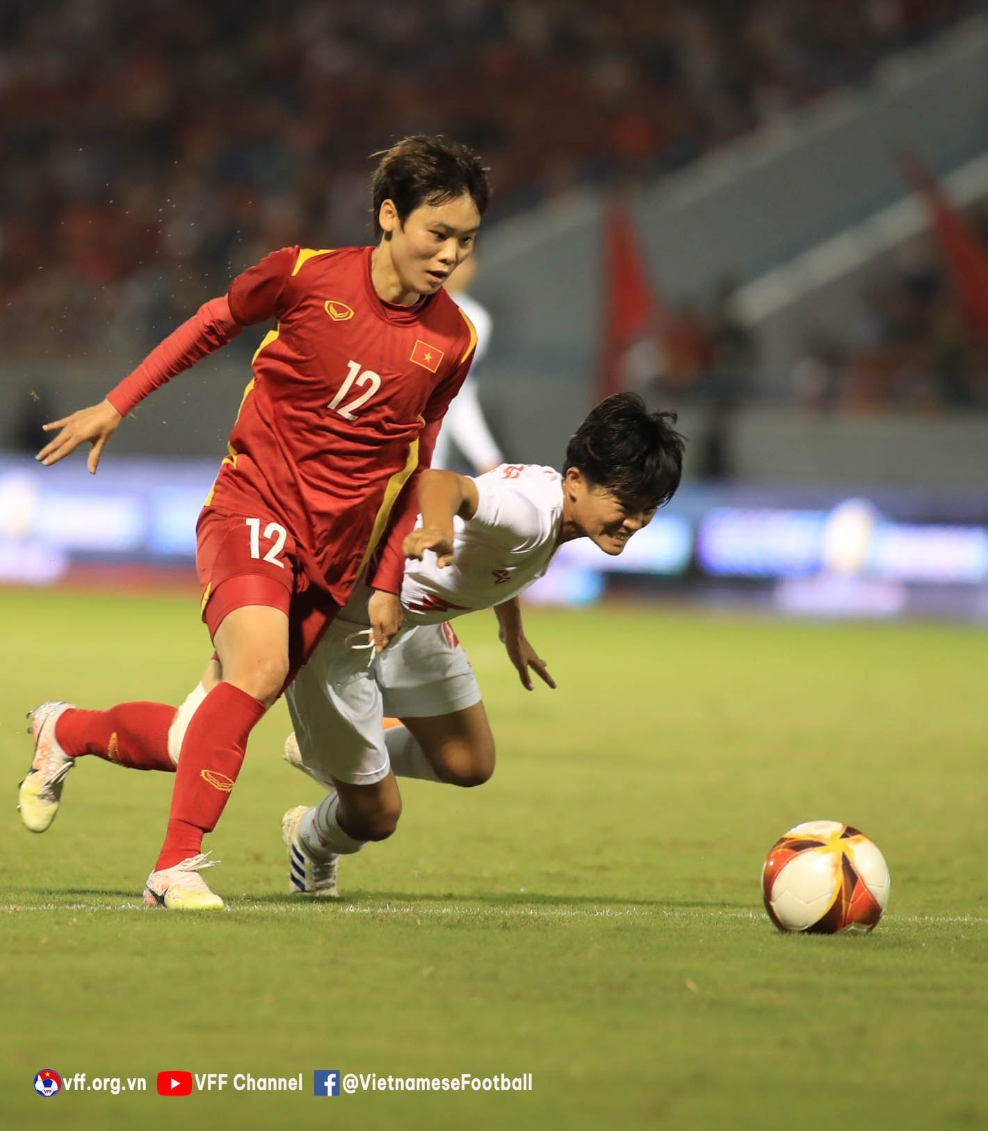 Tuyển Myanmar không phải là đối thủ dễ chơi bởi đội bóng này khá hiểu tuyển Việt Nam đống thời các cầu thủ đội bạn lại có thể hình và sức khỏe khá tốt.