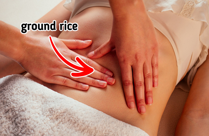 Sử dụng mặt nạ căng da bụng: Một cách làm đẹp phổ biến được thực hiện đối với phụ nữ Indonesia mang thai là cần đắp mặt nạ đặc biệt cho vùng bụng. Nó được làm bằng gạo xay và kencur - một loại củ giống như gừng. Mặt nạ này có tác dụng thúc đẩy độ đàn hồi của da và giúp ngăn ngừa các vết rạn da. Sau khi sản phụ sinh nở sẽ được massage hậu sản thường xuyên rồi đặt túi chườm thảo dược này lên bụng để ngăn ngừa bị rạn da.