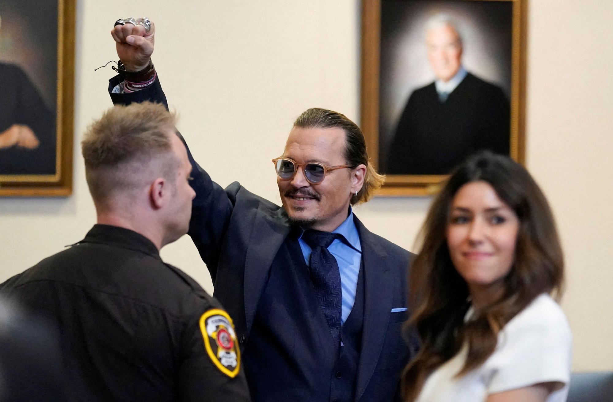 Johnny Depp vui mừng sau phán quyết của toà. Anh nói cảm thấy 