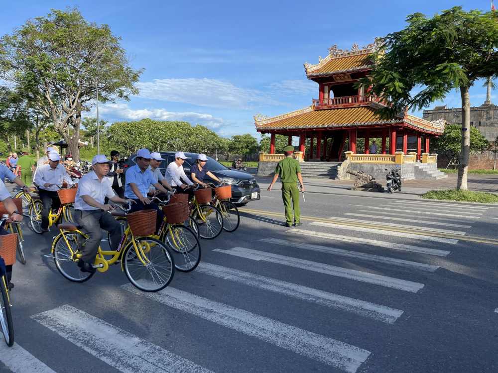 là phương tiện lý tưởng cho xu hướng giao thông xanh và sự phát triển bền vững của một Thành phố du lịch sạch ASEAN, Thành phố Festival của Việt Nam.