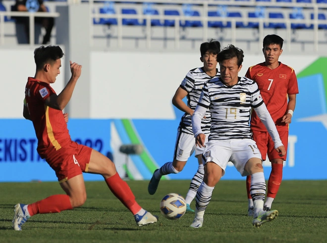 U23 Việt Nam không hề thua kém về mặt thể lực trước U23 Hàn Quốc